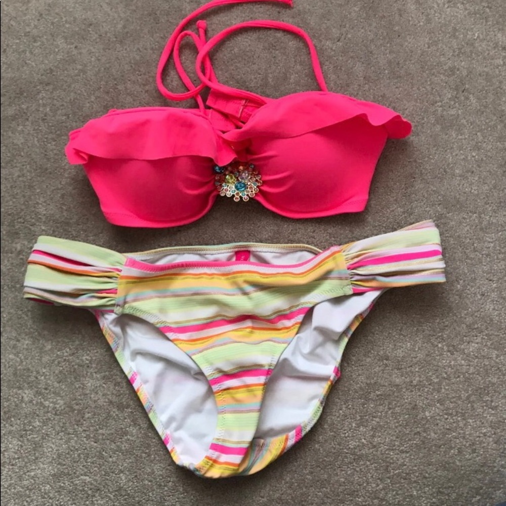 Hot pink/stripe bikini